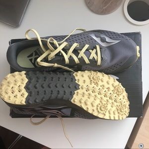 saucony kilkenny xc8 flats